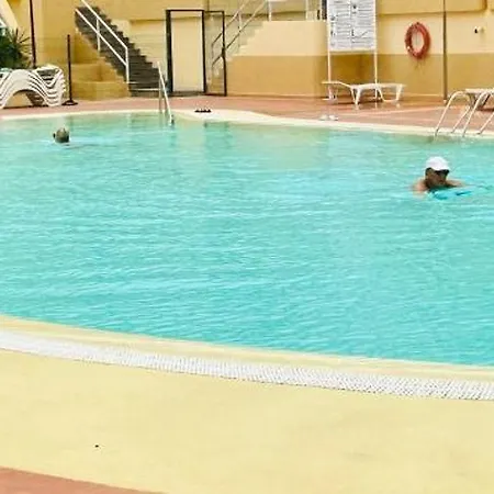 Amazing Complex Pool View & Relax アパート アデヘ